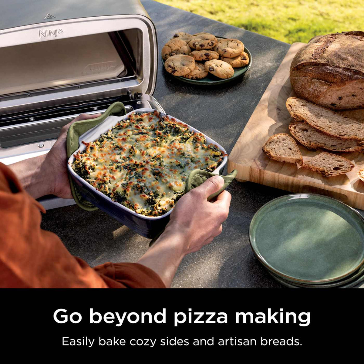 Ninja Artisan 5-in-1 Outdoor Pizza Oven